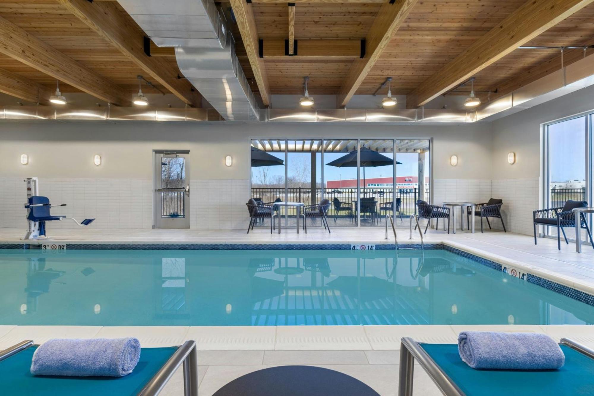 Towneplace Suites By Marriott Geneva At Spire Academy Luaran gambar