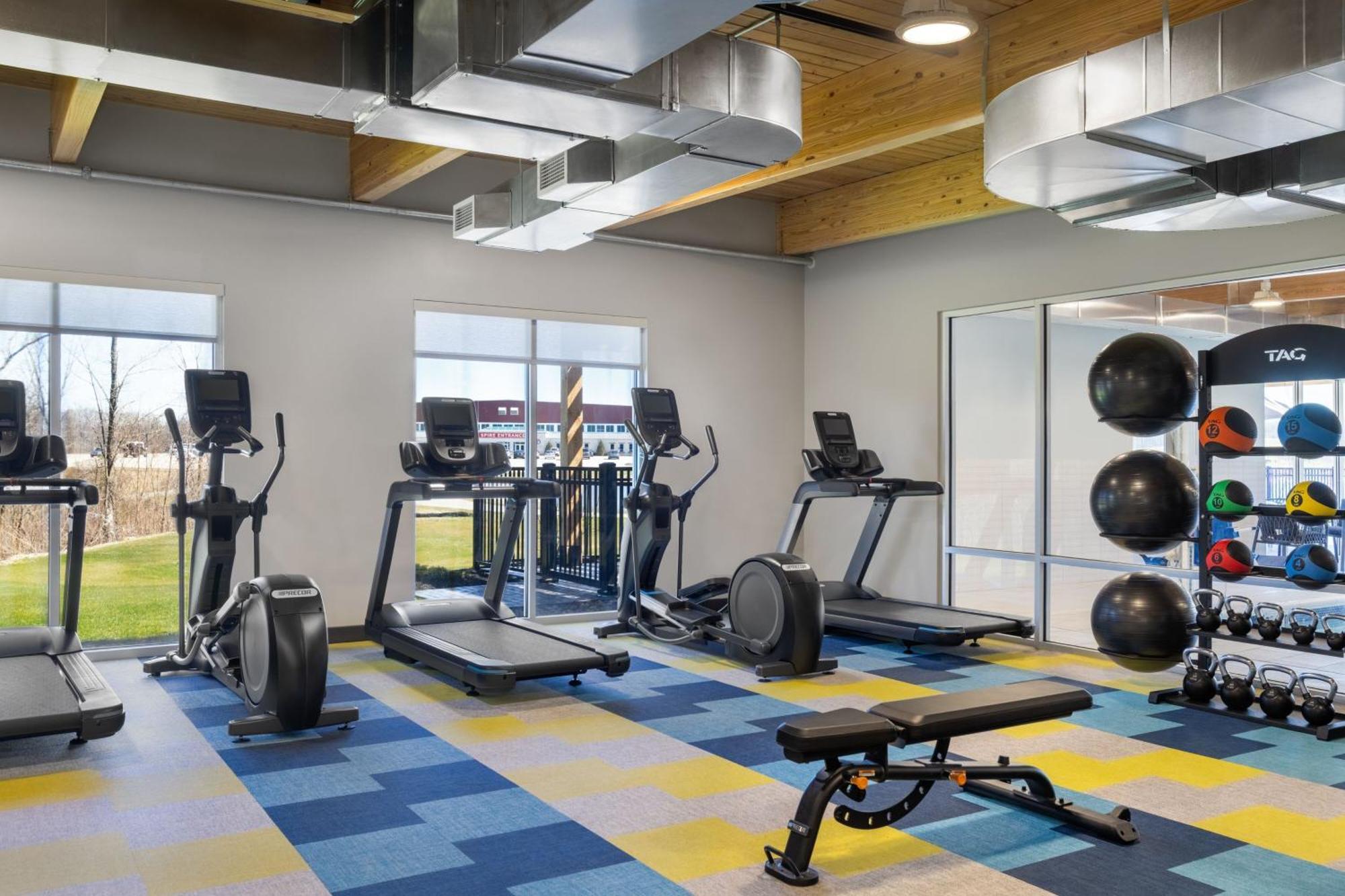 Towneplace Suites By Marriott Geneva At Spire Academy Luaran gambar