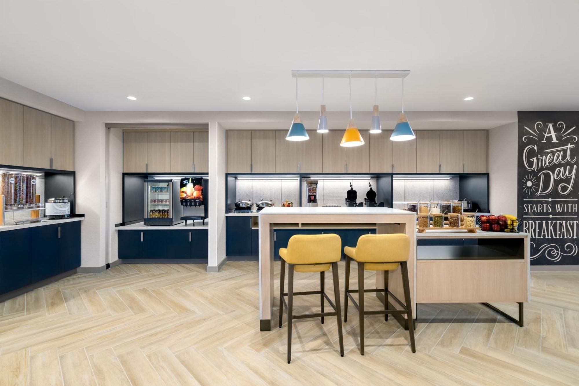 Towneplace Suites By Marriott Geneva At Spire Academy Luaran gambar